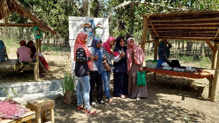 Pasar JanTop Destinasi untuk Berwisata Kuliner Sambil Bermain Musik