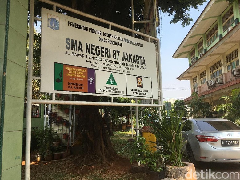 Tak Bersalah, Guru Nelty akan Kembali Mengajar Tak Bersalah, Guru Nelty akan Kembali Mengajar