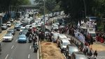 Penampakan Macet di Depan Polda Metro karena Aksi Kawal Amien Rais