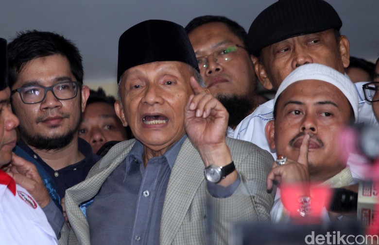 Fakta-fakta Pemeriksaan Amien Rais yang Antiklimaks Fakta-fakta Pemeriksaan Amien Rais yang Antiklimaks