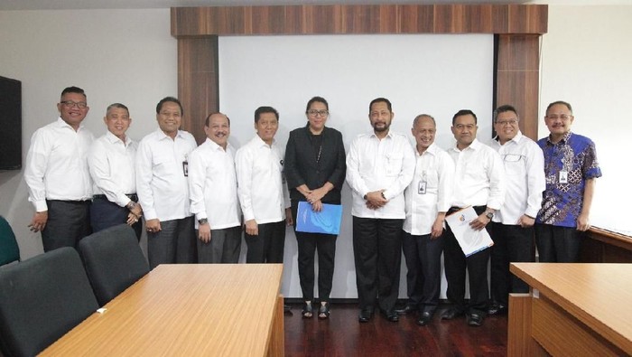 Rini Angkat Staf Khusus Jadi Direktur Bulog