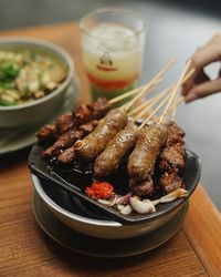 Sate Buntel yang Juicy Gurih Enak Bisa Dinikmati di 5 Tempat Ini, Nih!
