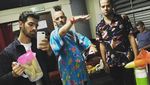 Penggemar Beefsteak, Ini Sederet Pose Keren Joe Jonas Saat Kulineran