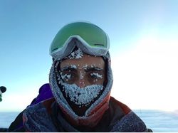 Brr... Peneliti Ini Viral karena Masak di Suhu Minus 80 Derajat