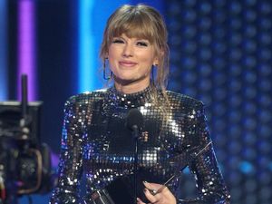 Selain Taylor Swift, 5 Musisi Ini Juga Tunjukan Sikap Politiknya