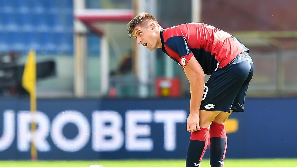 Piatek diboyong AC Milan di bursa transfer Januari ini dari Genoa. (Foto: Paolo Rattini/Getty Images)