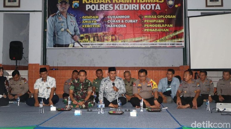 Jelang Pilpres, Polisi-TNI-Pemkot Kediri Ajak Warga Cegah Berita Hoax Jelang Pilpres, Polisi-TNI-Pemkot Kediri Ajak Warga Cegah Berita Hoax