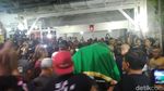 Suasana Duka di Rumah Indro Warkop