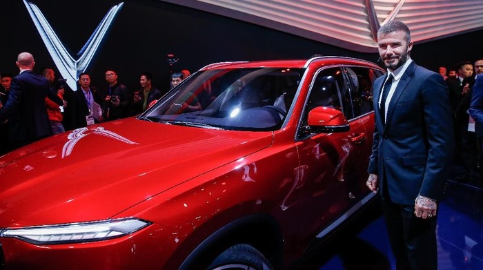 Vietnam pamer mobil nasional pertamanya di Paris Motor Show 2018. Kehadiran David Beckham pun menjadi kejutan disela acara.