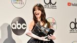 AMA Oh Na Na.. Camila Cabello Sabet 4 Piala American Music Awards 2018