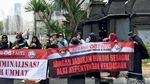 Aksi Kawal Pemeriksaan Amien Rais di Mapolda Metro Jaya