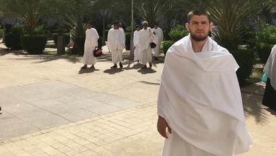 Khabib Nurmagomedov dan Tanah Suci Mekah