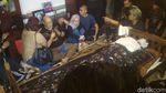 Suasana Duka di Rumah Indro Warkop