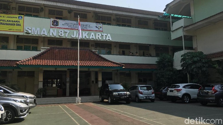Disdik: Pemeriksaan Guru Nelty soal Doktrin Anti-Jokowi Belum Usai Disdik: Pemeriksaan Guru Nelty soal Doktrin Anti-Jokowi Belum Usai