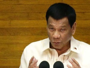 Presiden Duterte Ngaku Pernah Jadi Gay, Lalu Sembuh Karena Wanita Cantik