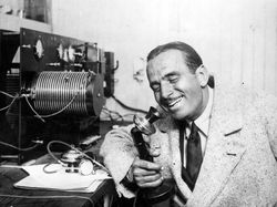 Kumpulan Telepon Zaman Old, Ada yang Sudah Bisa Video Call