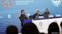 Dia menjelaskan ekonomi dunia mengalami koreksi dari perkiraan semula. Namun ini masih lebih aman dibandingkan dengan periode 2008 di mana dunia mengalami krisis keuangan. Saat ini utang publik dan swasta di dunia masih cukup aman.