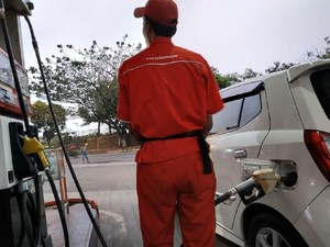 Duh! Masih Banyak Mobil LCGC Tak Minum BBM Beroktan 92