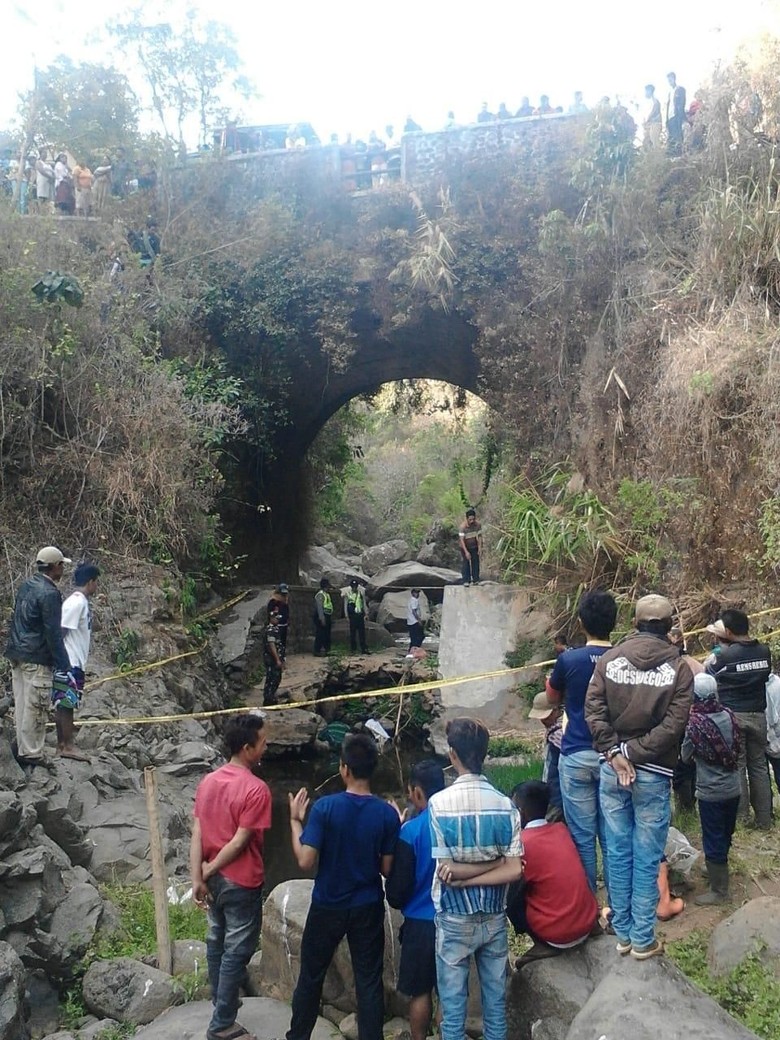 Identitas Pria Tewas yang Dibuang di Sungai Masih Misterius Identitas Pria Tewas yang Dibuang di Sungai Masih Misterius