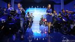 Pebalap Galang Hendra-Hafizh Syahrin Perkenalkan R25 dan R3