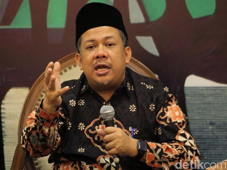 Fahri Hamzah Minta Jokowi Peduli dengan Masalah BPJS Kesehatan Fahri Hamzah Minta Jokowi Peduli dengan Masalah BPJS Kesehatan