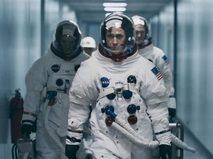 Venom Juara, First Man di 5 Besar Box Office Pekan Ini
