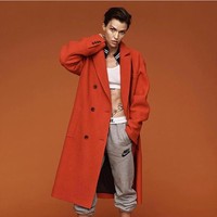 Selain model dan akting, wanita yang pernah hampir bertransisi sebagai pria tersebut juga pernah terjun sebagai penyanyi hingga sutradara. Foto: Instagram @rubyrose