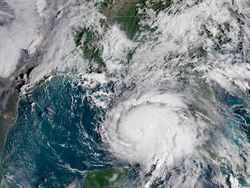 Penampakan Badai dari Citra Satelit