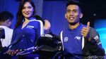 Pebalap Galang Hendra-Hafizh Syahrin Perkenalkan R25 dan R3