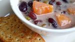 Hangatkan Perut dengan Sarapan Bubur Kacang yang Legit Lembut