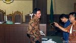 Zumi Zola Jalani Sidang Lanjutan Kasus Suap