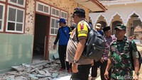 Pakdhe Karwo menyebutkan telah berkoordinasi dengan camat setempat untuk mendata korban luka, meninggal hingga rumah-rumah yang rusak. Pihaknya juga akan memberikan penanganan optimal pada seluruh korban, baik yang luka maupun meninggal dunia.