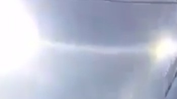 Belum lama ini beredar video di media sosial yang memperlihatkan fenomena sun dog di Kepulauan Riau. Foto: Istimewa