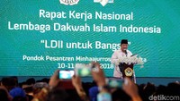 Capres nomor urut 02 Prabowo Subianto menghadiri Rapat Kerja Nasional (Rakernas) Lembaga Dakwah Islam Indonesia di Pondok Pesantren Minhajurrosyidin, Jakarta, Kamis (11/10/2018).