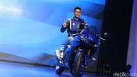 Yamaha R3 generasi terbaru juga tampil lebih sporty dengan desain anyar bertemakan Super Sport.