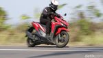 Komparasi Honda Vario 125 Vs Yamaha Lexi
