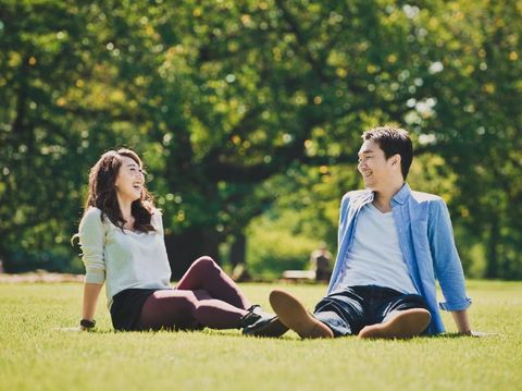 5 Hal yang Terjadi Pada Tubuh Saat Kamu Jatuh Cinta