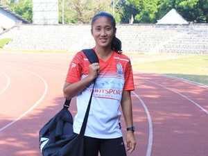 Medali Emas Atlet Lari Putri Aulia Jadi Kado Ultah untuk Ayah