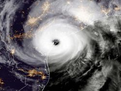 Penampakan Badai dari Citra Satelit