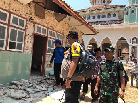 Salah satu fasilitas umum rusak/