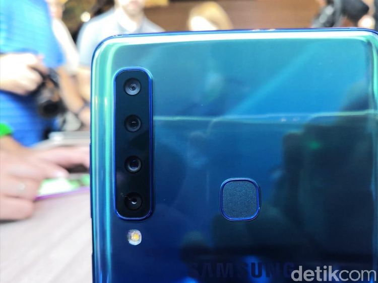 Lebih Dekat dengan 4 Kamera Belakang Samsung Galaxy A9