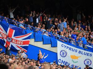 Prihatin Lihat Fans Chelsea Zaman Now, Zola: Dulu Gak Gitu