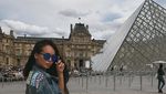 Foto: Gaya Liburannya Barbie dari Kazakhstan