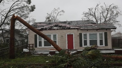 Dampak Kerusakan Akibat Topan Micahel yang Menerjang Florida