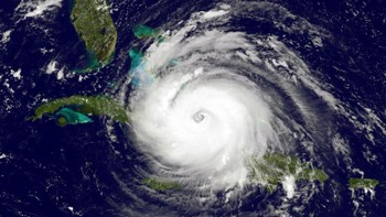 Satelit NOAA memperlihatkan Badai Irma menuju wilayah Florida pada 8 September 2017. (Foto: NOAA GOES Project via Getty Images)