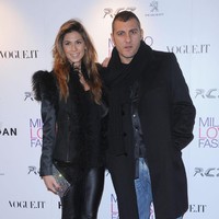 Nama Melissa Satta semakin populer ketika dia pacaran dengan pemain Inter Milan Christian Vieri. Sosoknya membuat heboh pada April 2011, ketika Vieri memutuskan cintanya dengan Melissa dan menuding wanita tersebut telah berselingkuh darinya. Foto: Getty Images
