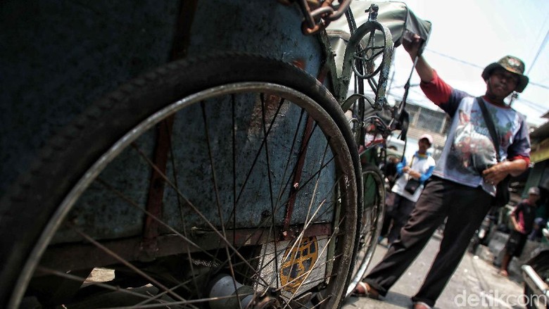 Rencana Becak Mengaspal di Ibukota Diganjal Dewan Rencana Becak Mengaspal di Ibukota Diganjal Dewan