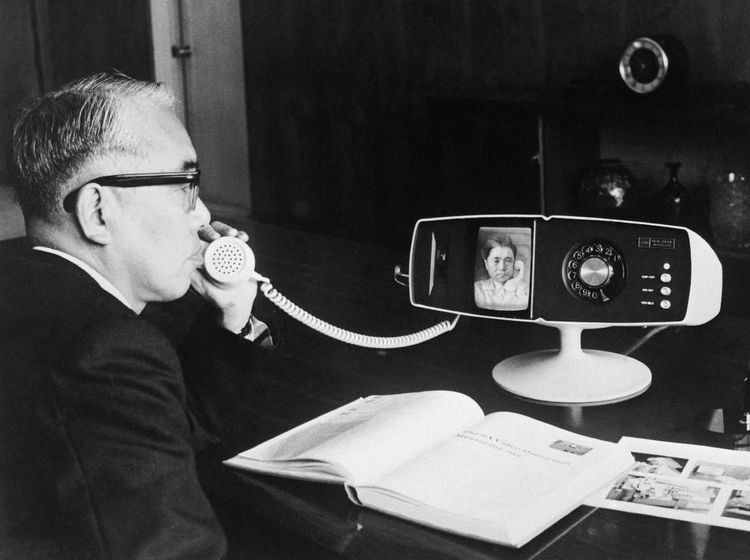 Kumpulan Telepon Zaman Old, Ada yang Sudah Bisa Video Call