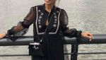 Foto: Liburannya Presenter Seksi Rusia, Victoria Bonya