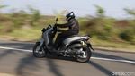 Komparasi Honda Vario 125 Vs Yamaha Lexi